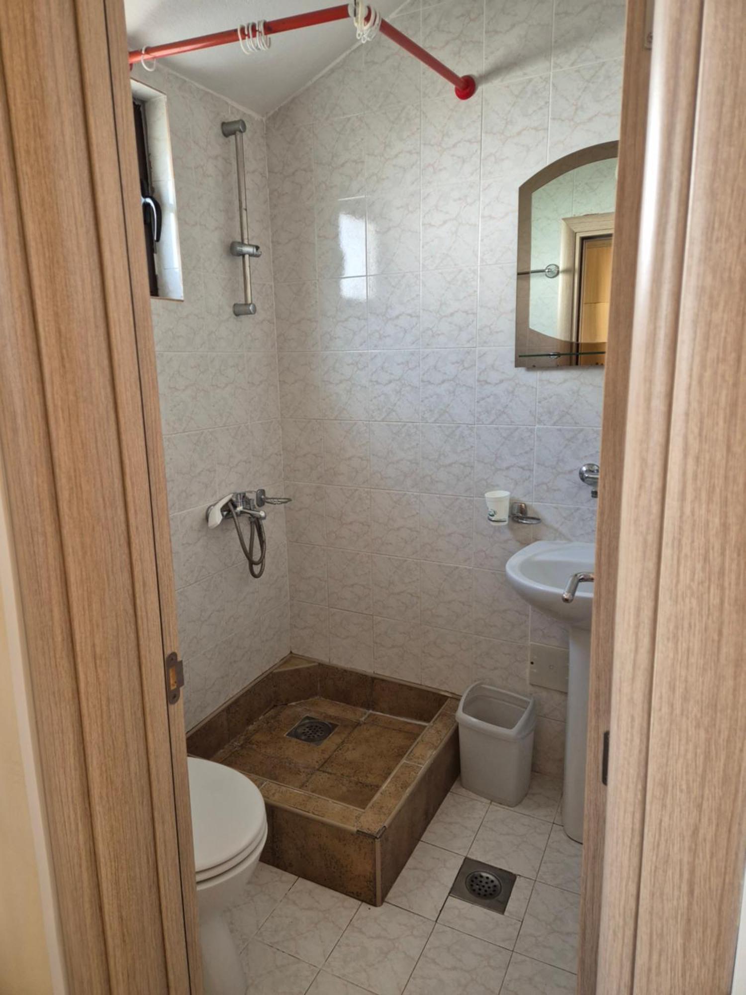 Mali Milocer Bay Accommodation Свети-Стефан Номер фото
