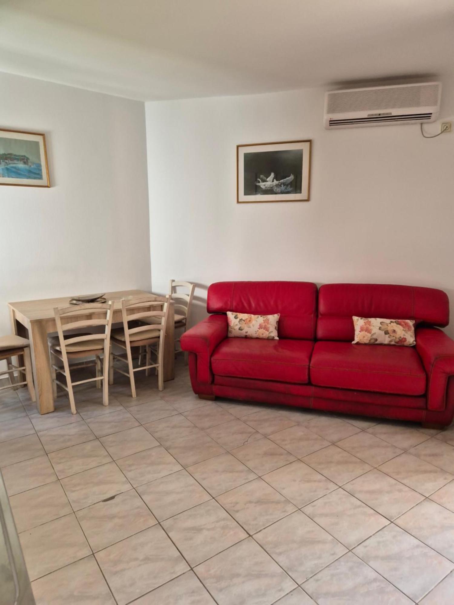 Mali Milocer Bay Accommodation Свети-Стефан Номер фото
