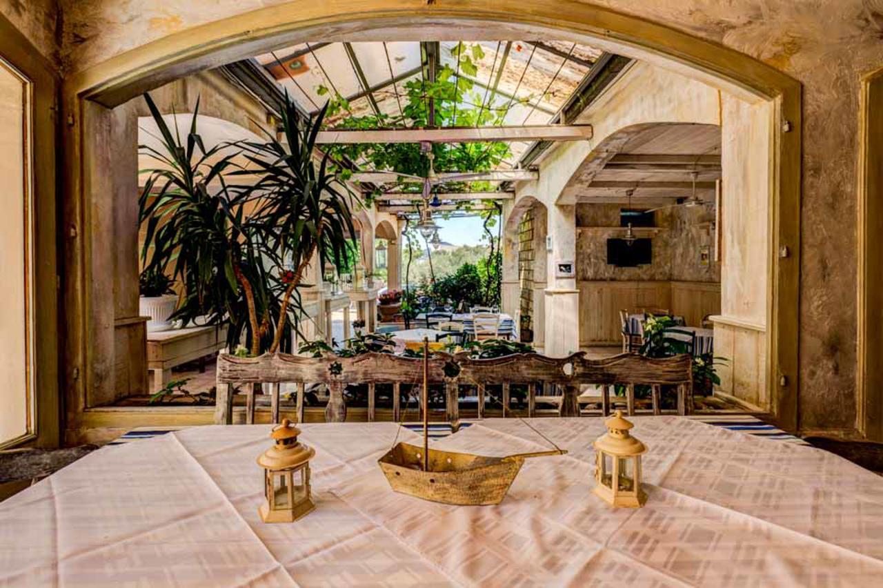Mali Milocer Bay Accommodation Свети-Стефан Экстерьер фото